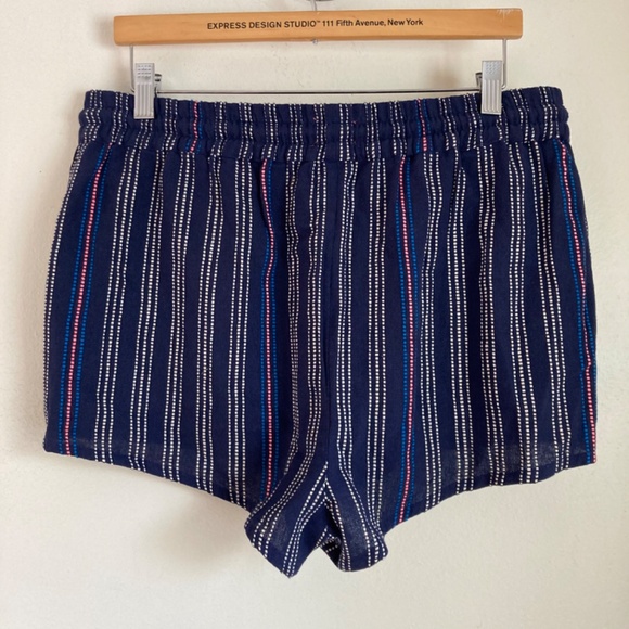 Sundry women’s shorts - Picture 2 of 7